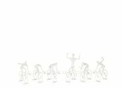 J line Beeld Wielrenners H14cm- Decoratieve Accessoires