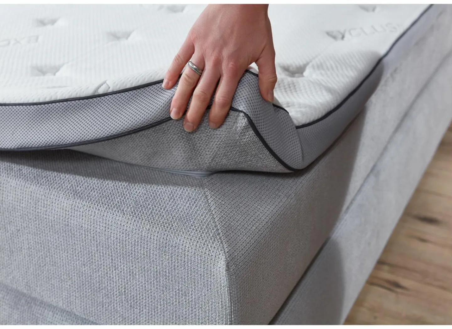 Boxspring BX2060 180x200cm - stof - lichtgrijs met opbergruimte- Boxsprings