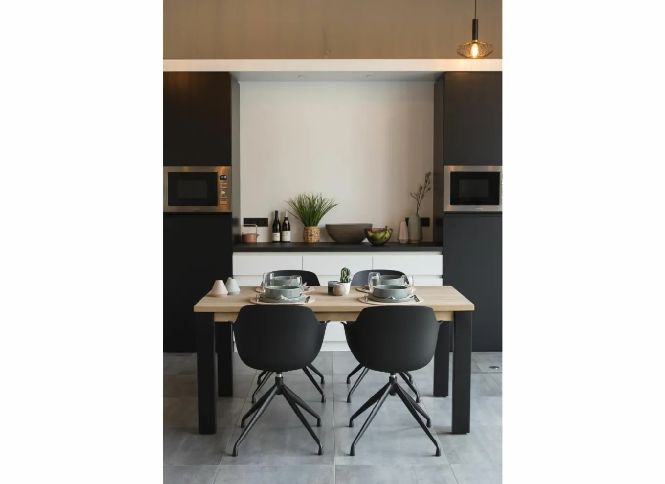 Bezoekersstoel|Eetkamerstoelen|Draaistoel Burning 58x55x83.5cm - lederlook - zwart