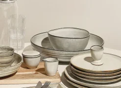 Salt & Pepper Kommen|Kom Artisan  18,5x9cm - stoneware - groen