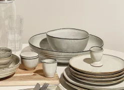 Salt & Pepper Melk/Sauskan Artisan 7cl - stoneware - groen- Sla- & Sauskommen