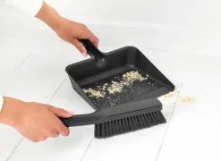 Brabantia Poetsgerief|Vuilblik en borstel 24x33cm - kunststof - dark grey